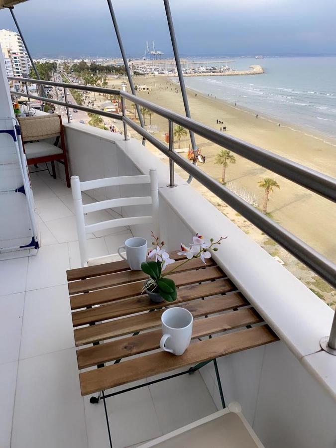 Larnaca Seaview Rooms Exteriör bild
