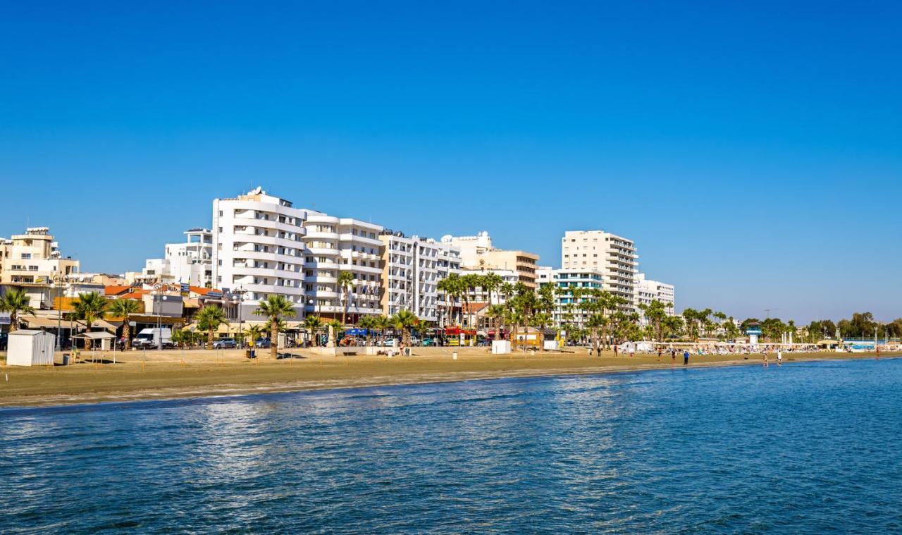 Larnaca Seaview Rooms Exteriör bild